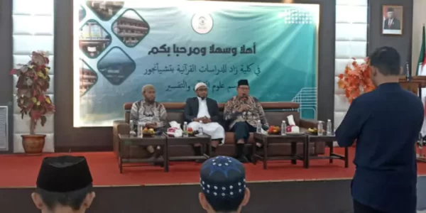 Foto Kegiatan Ma'had Hamalatul Qur'an Karawang Studi Banding Ke STIQ ZAD, Tiga Santriwati Mendapatkan Jaminan Beasiswa Melalui PMB Luar Biasa