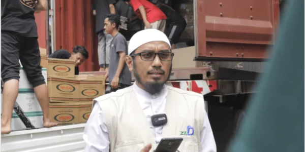 Foto Kegiatan Ketua STIQ ZAD: Target STIQ ZAD Tebar 1 Juta Al-Qur’an Dan Buku Tafsir